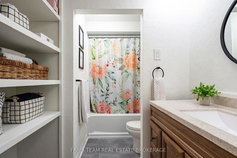 Photo 18 at 20 Carol Road, Allandale Heights, Barrie