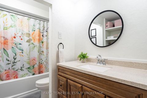 Photo 19 at 20 Carol Road, Allandale Heights, Barrie