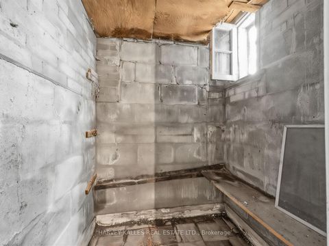 Photo 33 at 12 Invermay Avenue, Clanton Park, Toronto