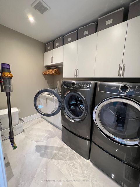 Photo 13 at 1060 Kipling Avenue, City Centre West, Toronto