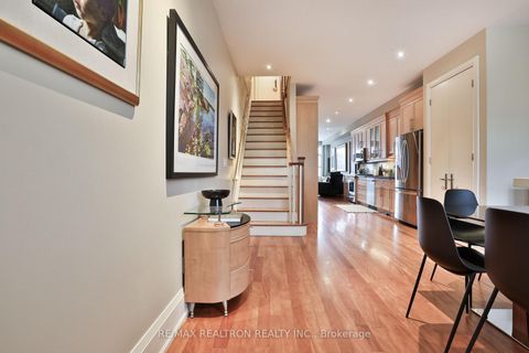 Photo 2 at 51B Foxley Street, Bellwoods, Toronto