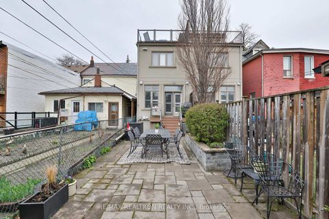 Photo 39 at 51B Foxley Street, Bellwoods, Toronto