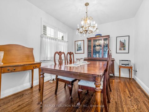 Photo 10 at 12 New Haven Drive, Forest Hill North, Toronto