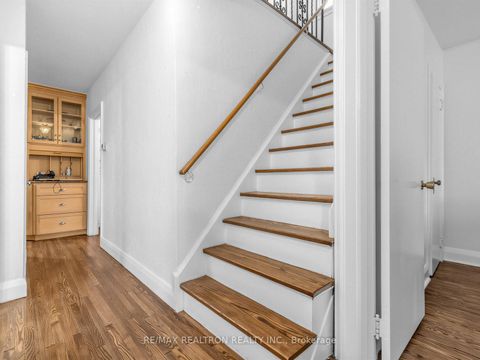 Photo 14 at 12 New Haven Drive, Forest Hill North, Toronto