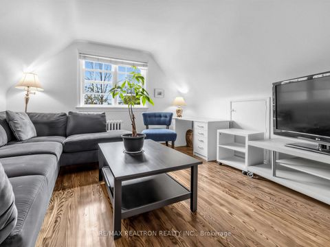 Photo 16 at 12 New Haven Drive, Forest Hill North, Toronto