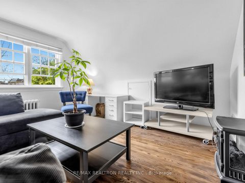 Photo 17 at 12 New Haven Drive, Forest Hill North, Toronto