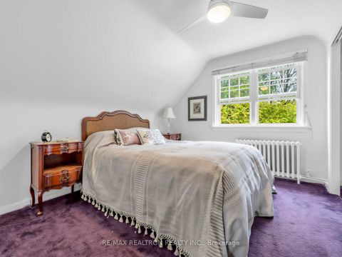 Photo 19 at 12 New Haven Drive, Forest Hill North, Toronto