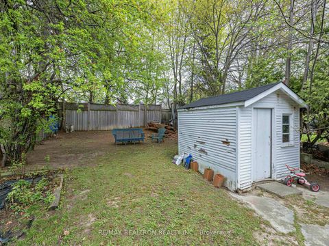 Photo 26 at 12 New Haven Drive, Forest Hill North, Toronto