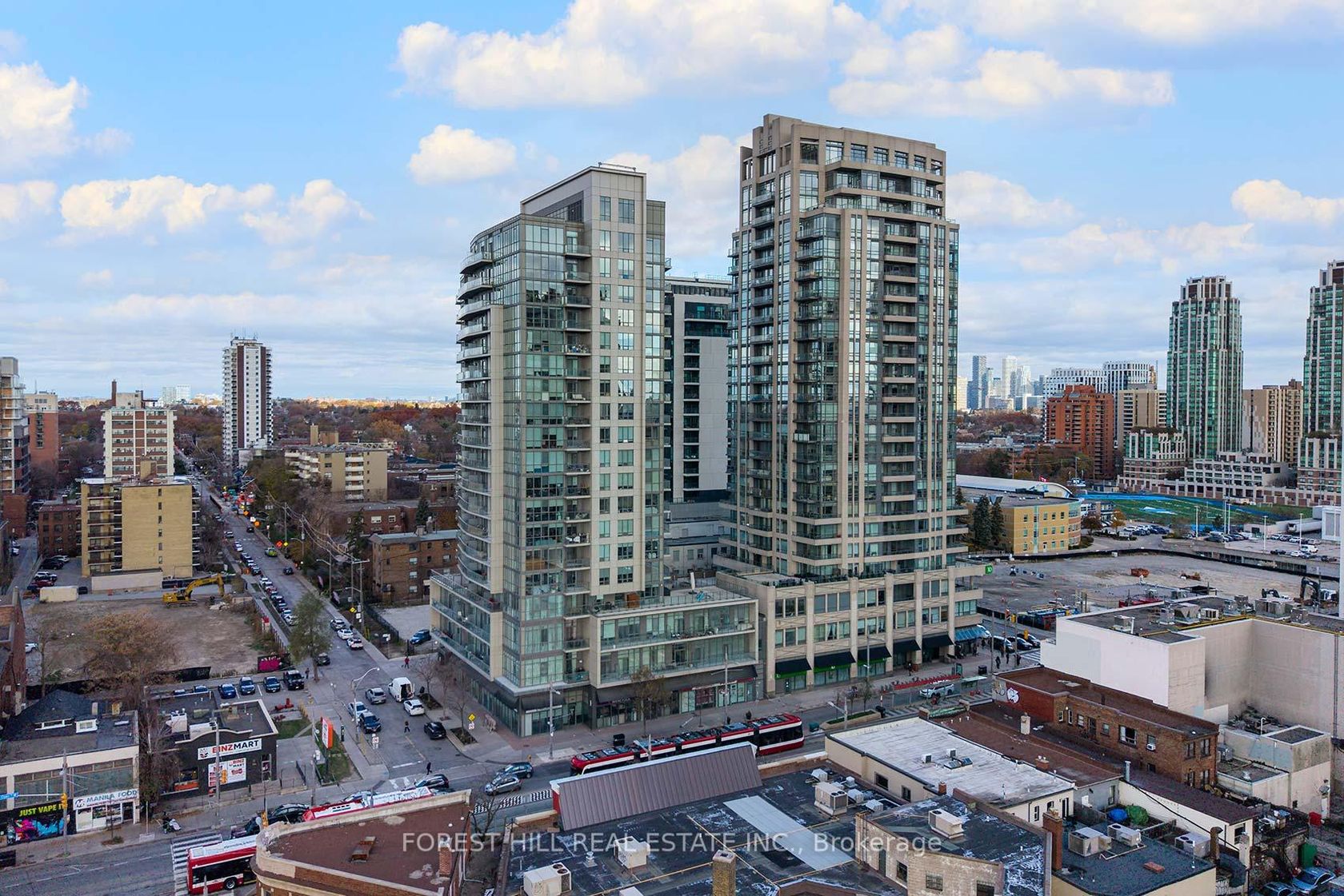 1505 - 530 St Clair Avenue W, Cedarvale, Toronto 