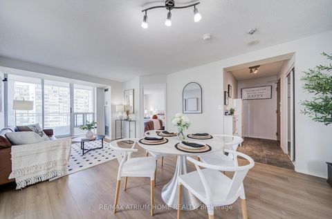 Photo 5 at 1703 - 3 Pemberton Avenue, Newtonbrook East, Toronto