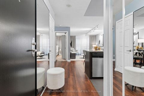 Photo 2 at 3108 - 19 Grand Trunk Crescent, Waterfront Communities C1, Toronto