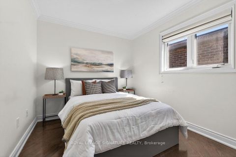 Photo 34 at 61B Bexhill Avenue, Birchmount, Toronto