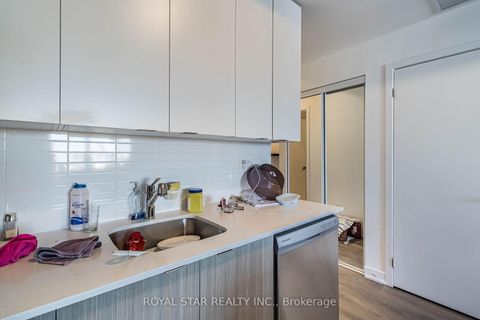 Photo 17 at 401 - 120 Canon Jackson Drive, Greenbrook, Toronto