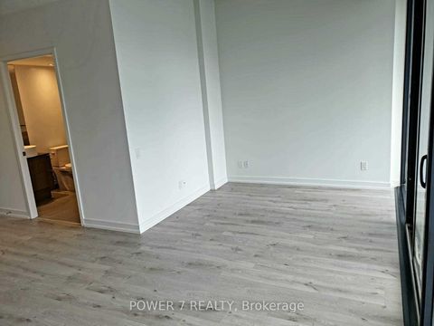 Photo 6 at 911 - 161 Roehampton Avenue, Mount Pleasant East, Toronto