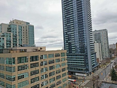 Photo 14 at 911 - 161 Roehampton Avenue, Mount Pleasant East, Toronto