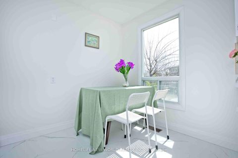Photo 10 at 93 Corinthian Boulevard, L'Amoreaux, Toronto