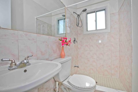 Photo 12 at 93 Corinthian Boulevard, L'Amoreaux, Toronto