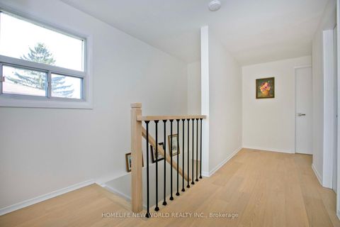 Photo 16 at 93 Corinthian Boulevard, L'Amoreaux, Toronto