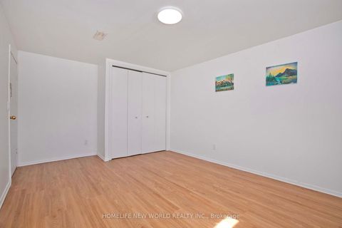 Photo 26 at 93 Corinthian Boulevard, L'Amoreaux, Toronto