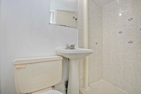 Photo 27 at 93 Corinthian Boulevard, L'Amoreaux, Toronto