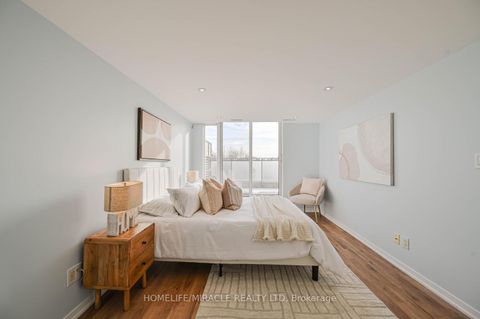 Photo 2 at 608 - 801 Sheppard Avenue W, Clanton Park, Toronto
