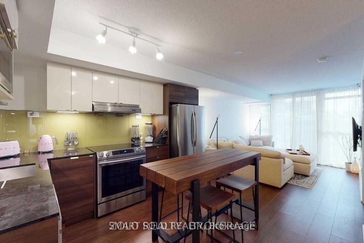 Photo 1 at 510 - 121 Mcmahon Drive, Bayview Village, Toronto
