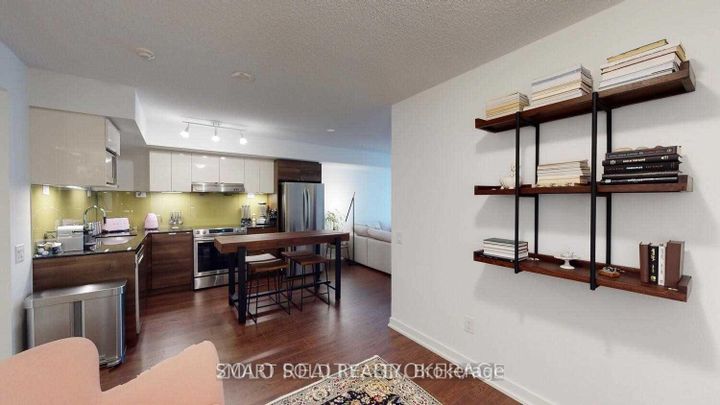 Photo 8 at 510 - 121 Mcmahon Drive, Bayview Village, Toronto
