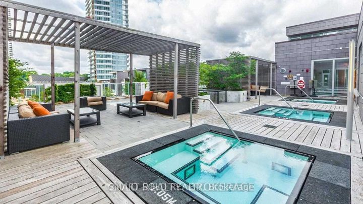 Photo 21 at 510 - 121 Mcmahon Drive, Bayview Village, Toronto