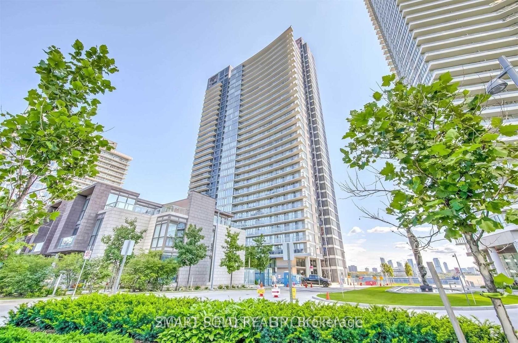 510 - 121 Mcmahon Drive, Bayview Village, Toronto 2