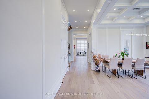 Photo 3 at 170 Spring Garden Avenue, Willowdale East, Toronto