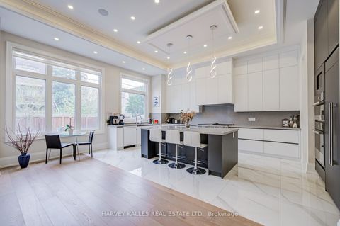 Photo 10 at 170 Spring Garden Avenue, Willowdale East, Toronto