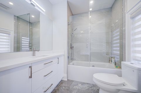 Photo 23 at 170 Spring Garden Avenue, Willowdale East, Toronto
