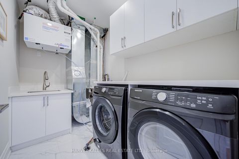 Photo 24 at 170 Spring Garden Avenue, Willowdale East, Toronto