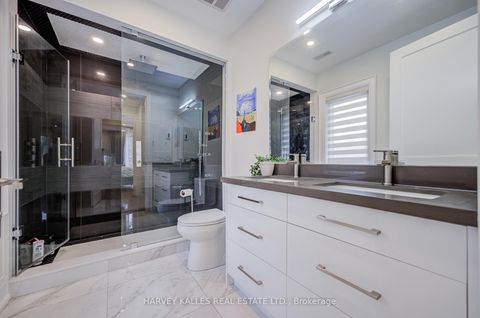 Photo 29 at 170 Spring Garden Avenue, Willowdale East, Toronto