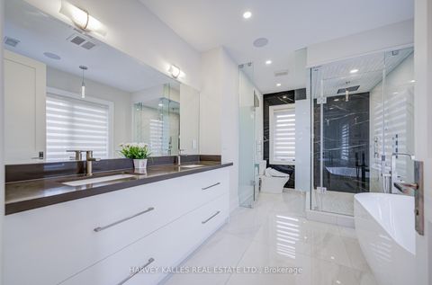 Photo 33 at 170 Spring Garden Avenue, Willowdale East, Toronto