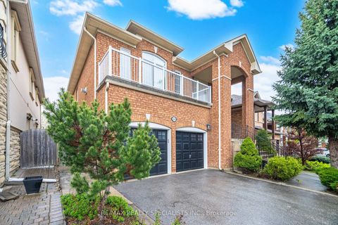 Photo 1 at 223 Sonoma Boulevard, Sonoma Heights, Vaughan