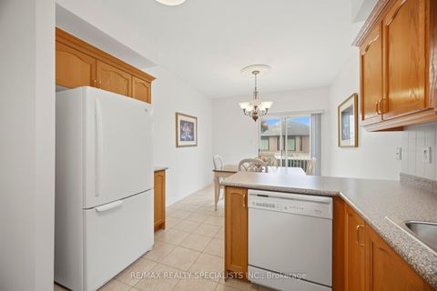 Photo 30 at 223 Sonoma Boulevard, Sonoma Heights, Vaughan