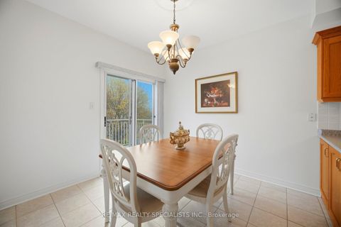 Photo 31 at 223 Sonoma Boulevard, Sonoma Heights, Vaughan