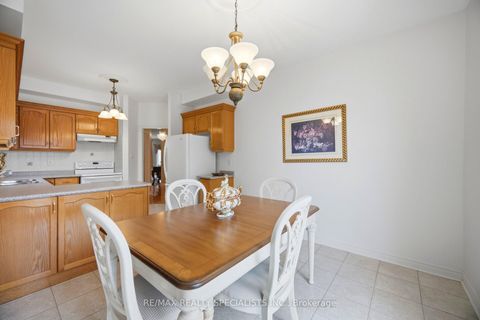 Photo 32 at 223 Sonoma Boulevard, Sonoma Heights, Vaughan