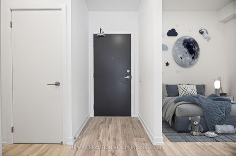 Photo 5 at 704 - 8 Olympic Garden Drive, Newtonbrook East, Toronto
