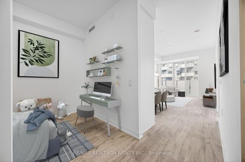 Photo 6 at 704 - 8 Olympic Garden Drive, Newtonbrook East, Toronto