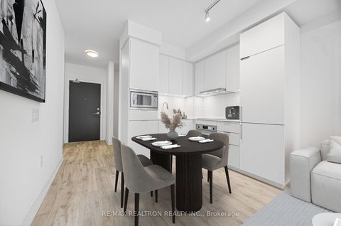 Photo 9 at 704 - 8 Olympic Garden Drive, Newtonbrook East, Toronto