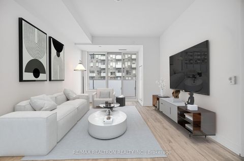 Photo 12 at 704 - 8 Olympic Garden Drive, Newtonbrook East, Toronto
