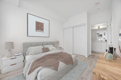 Photo 17 at 704 - 8 Olympic Garden Drive, Newtonbrook East, Toronto
