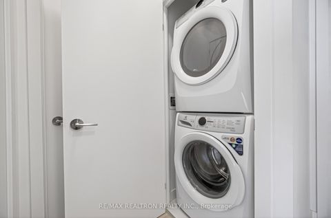 Photo 24 at 704 - 8 Olympic Garden Drive, Newtonbrook East, Toronto