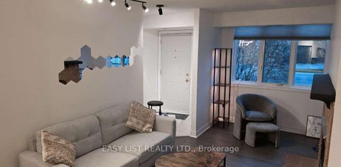 Photo 2 at 613 - 75 Weldrick Road E, Observatory, Richmond Hill