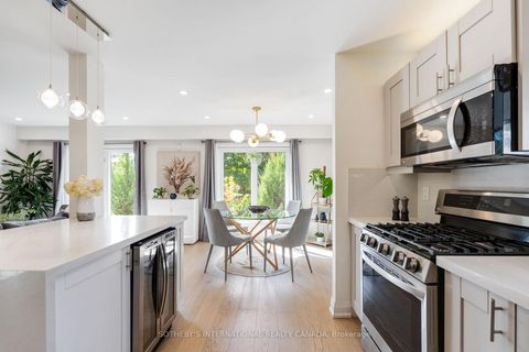 Photo 8 at 902 Vistula Drive, West Shore, Pickering