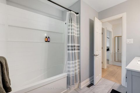 Photo 21 at 902 Vistula Drive, West Shore, Pickering