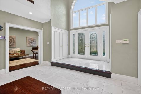 Photo 3 at 46 Deerchase Circle, Islington Woods, Vaughan