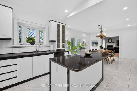 Photo 17 at 46 Deerchase Circle, Islington Woods, Vaughan